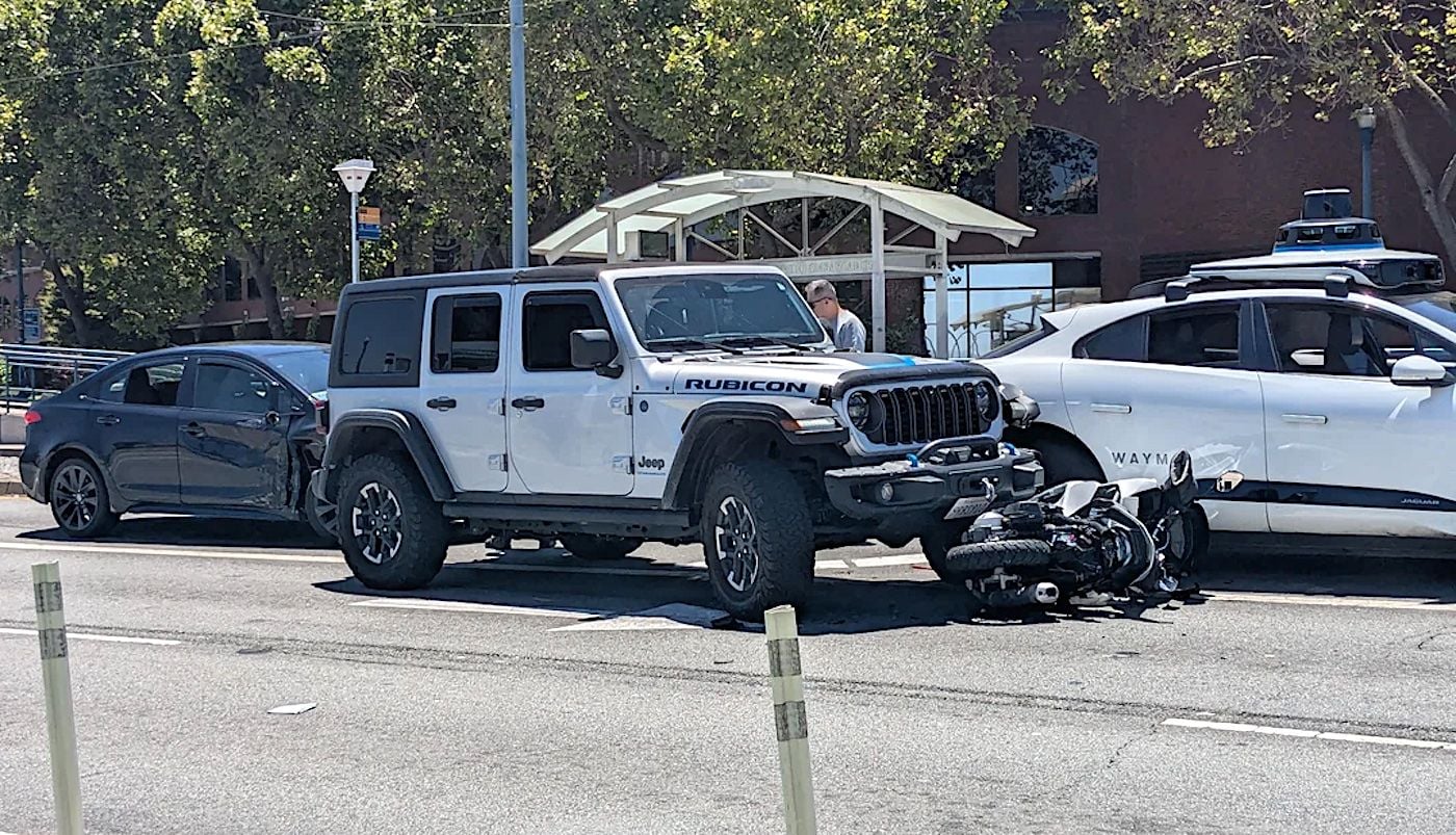 Scooter rider injured in suspected Embarcadero road rage crash article cover image