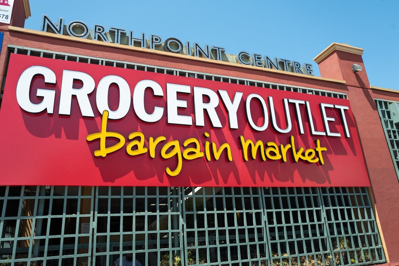 Grocery Outlet Opens In North Beach at Former Safeway Site as Chain Celebrates 80 Years