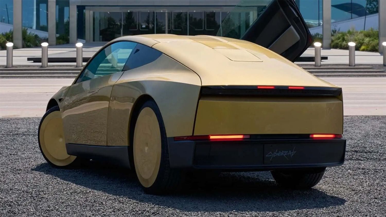 Tesla's Latest Aesthetic Atrocity: This Gold 'Cybercab' Spotted In SF