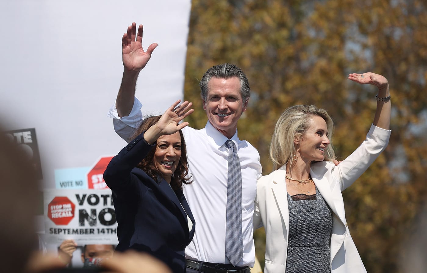 Gavin Claims He Will Bow Out of Presidential Race If Kamala Runs