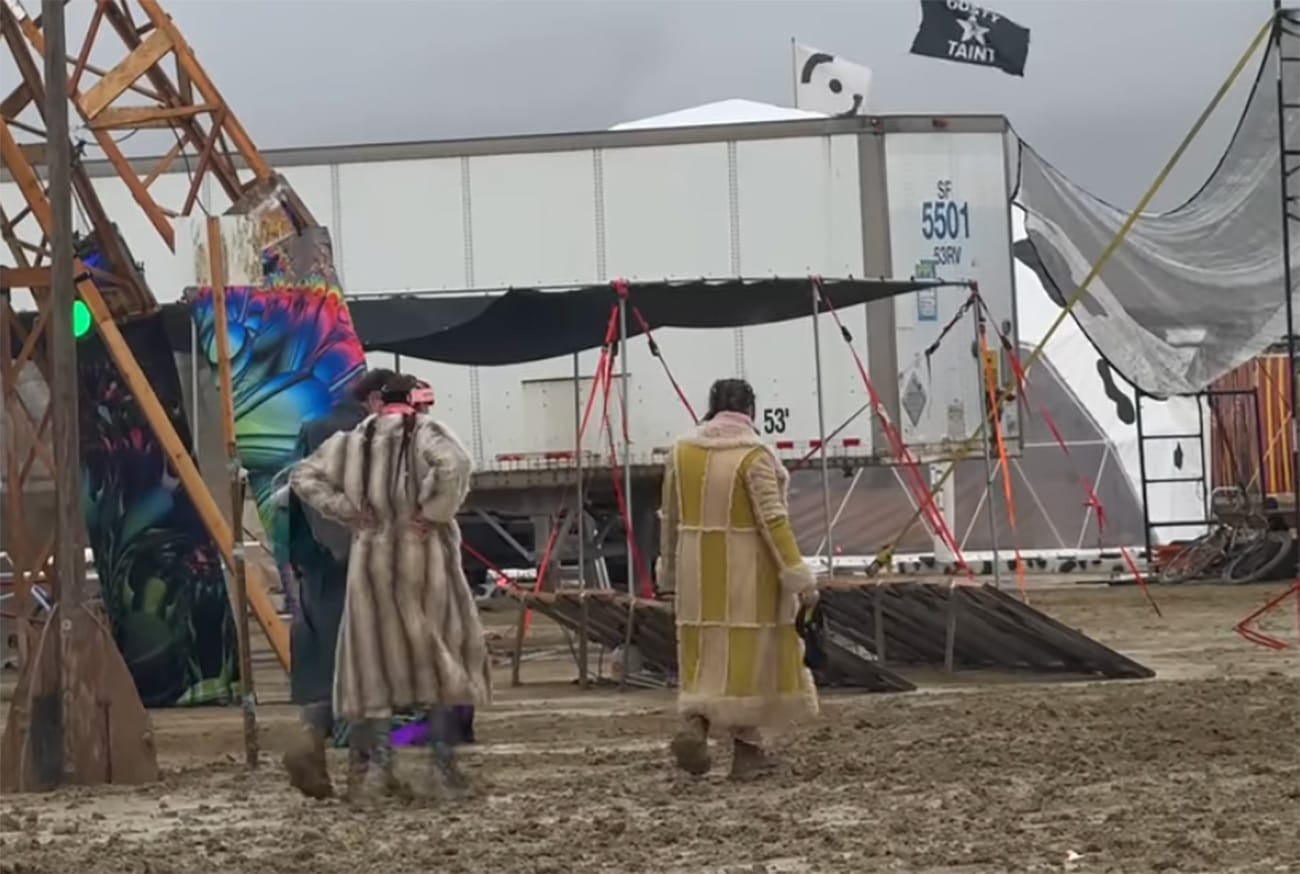 Man In His 50s Dies at Burning Man; Gates Stay Closed Due to Rain and Mud