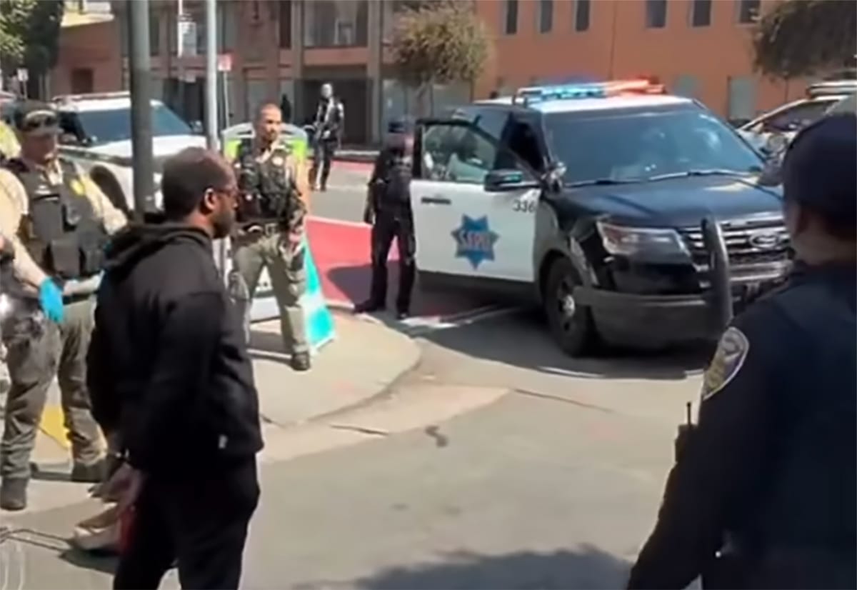 Suspect In Muni Stabbing Was Allegedly Harassing Women, Victim Intervened