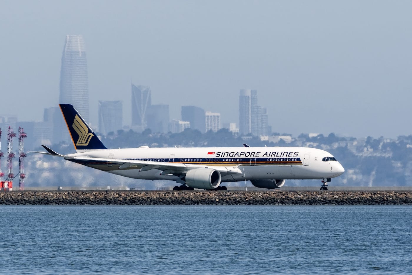 ‘Unruly’ Passenger Forces Singapore Airlines Flight to Return to SFO Hours After Takeoff