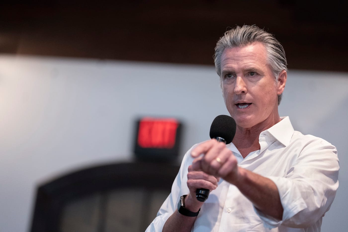 Newsom Sticks It to Trump, Signs ‘No Robo Bosses Act’ and Several Other AI Bills