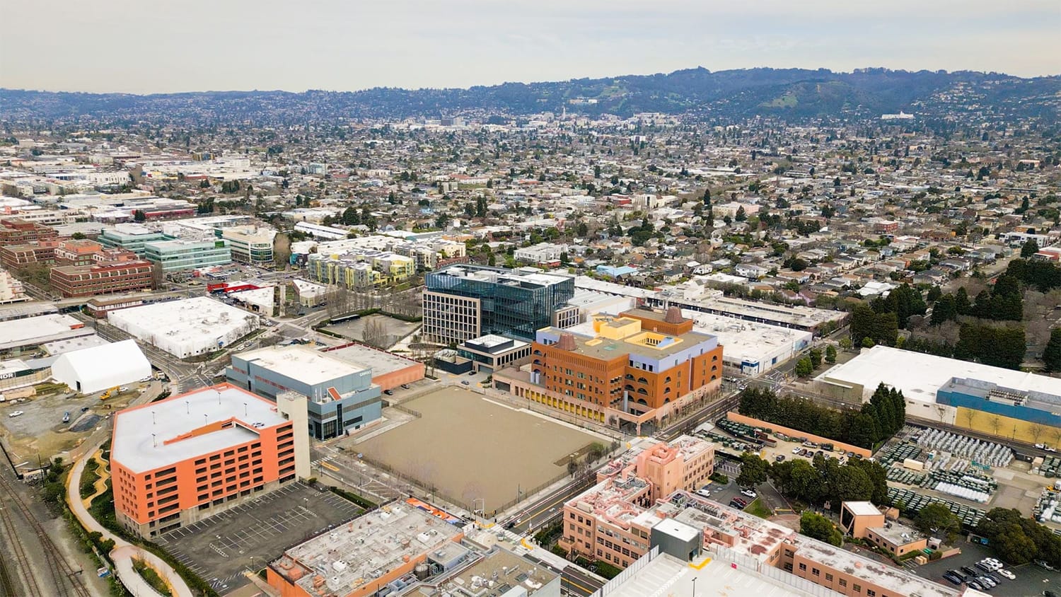 sfist.com - Jay Barmann - Sutter Cancels Plans for Huge Emeryville Hospital, Will Look Elsewhere