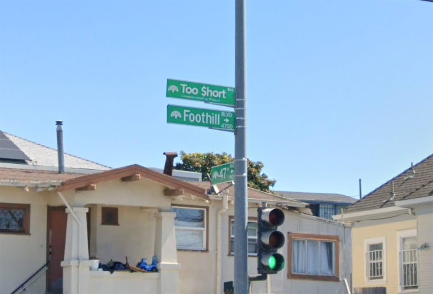 Thursday Morning What's Up: Too $hort Way Street Sign Missing